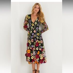 Lulus Impressive Blossom Black 3D Floral Embroidered Midi Dress size M